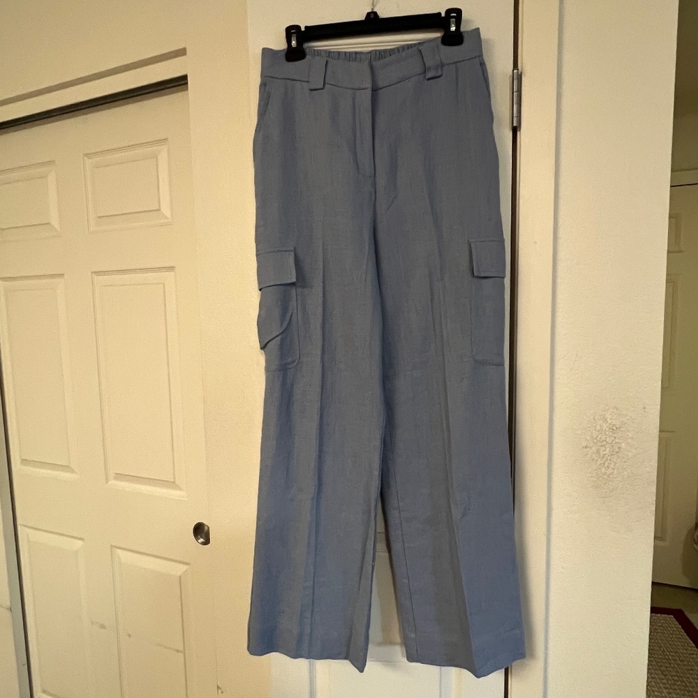 NWT House of Harlow 1960 Wide Legs Women Cargo Pants Chambray Size 8
